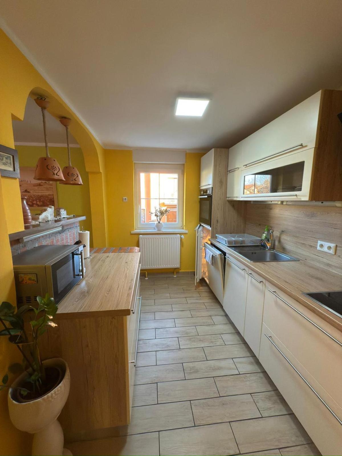 Sobe-Apartma Marburgo Esterno foto
