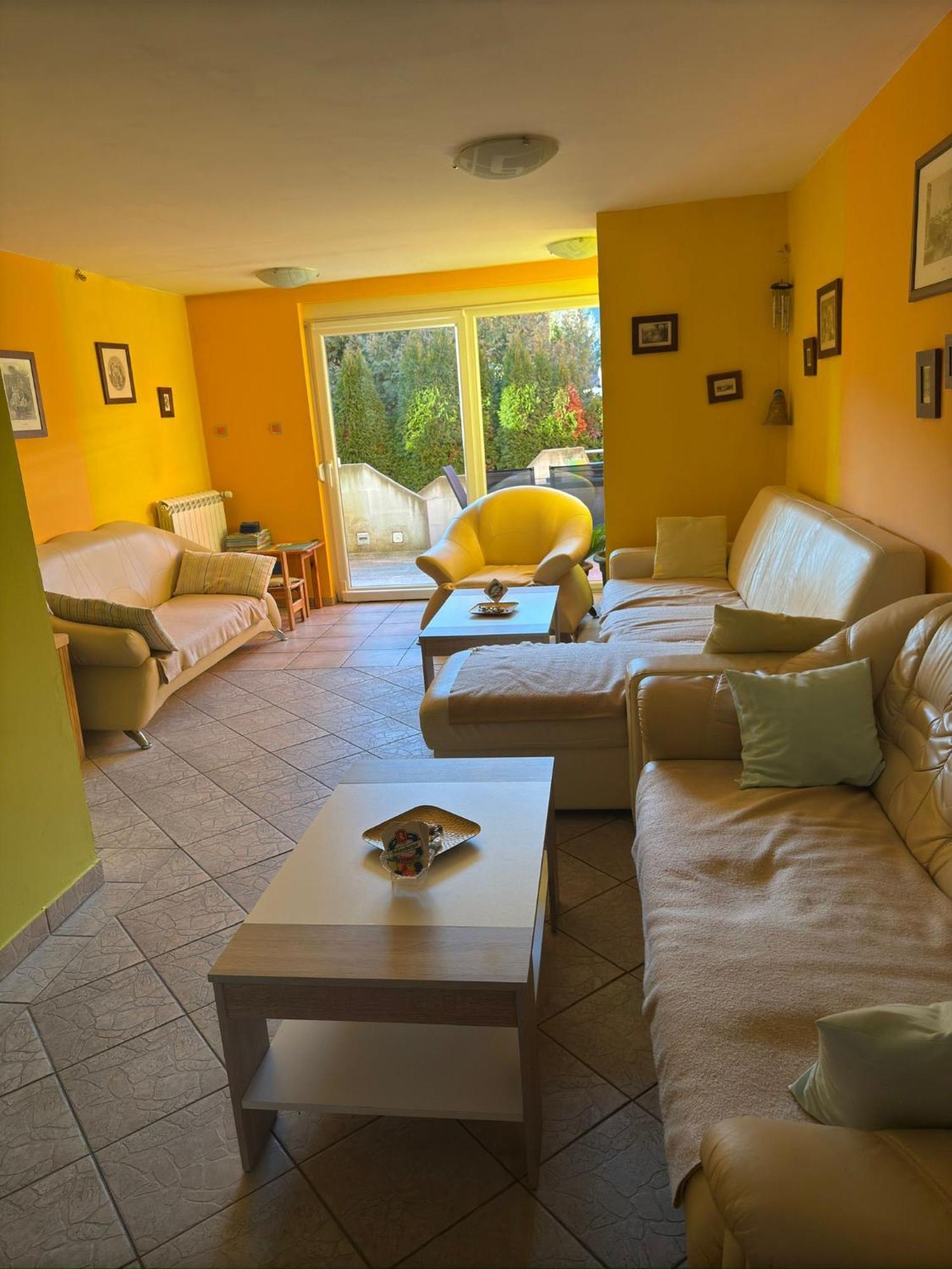 Sobe-Apartma Marburgo Esterno foto