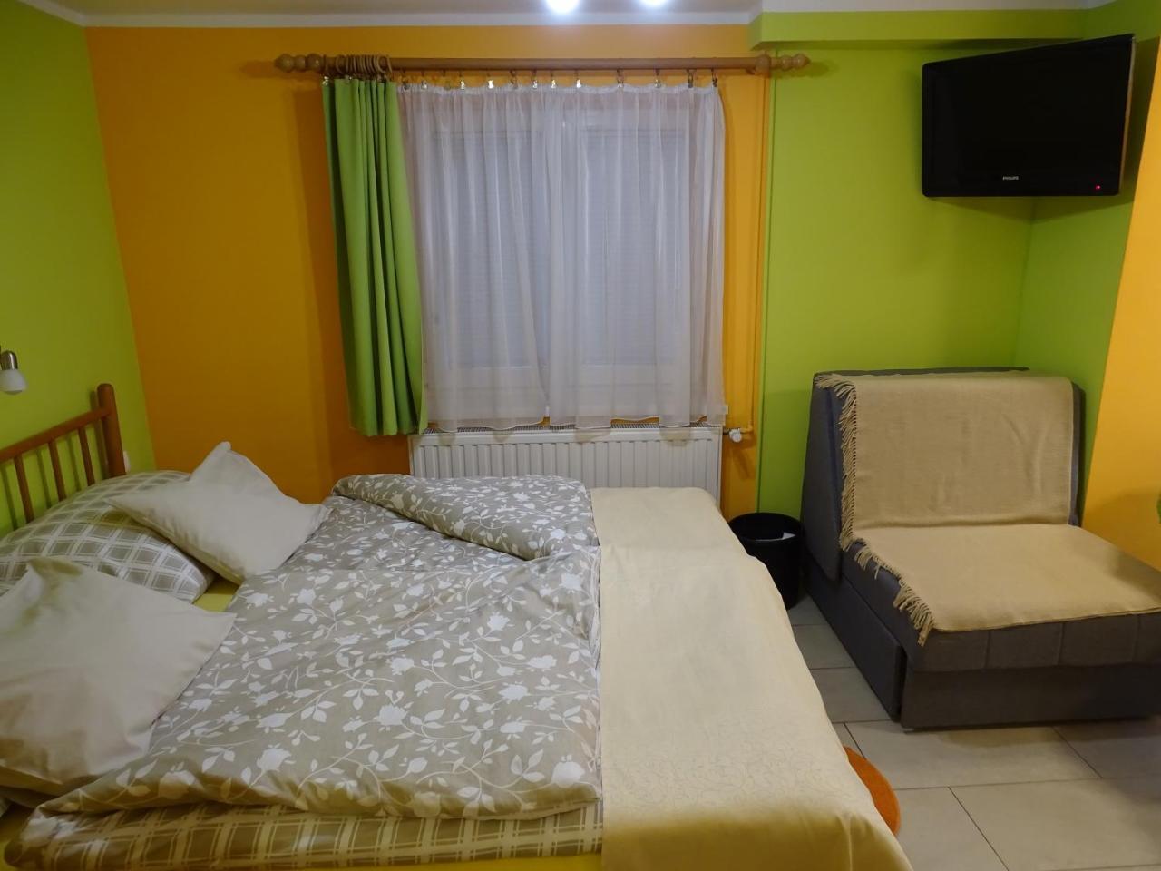 Sobe-Apartma Marburgo Esterno foto